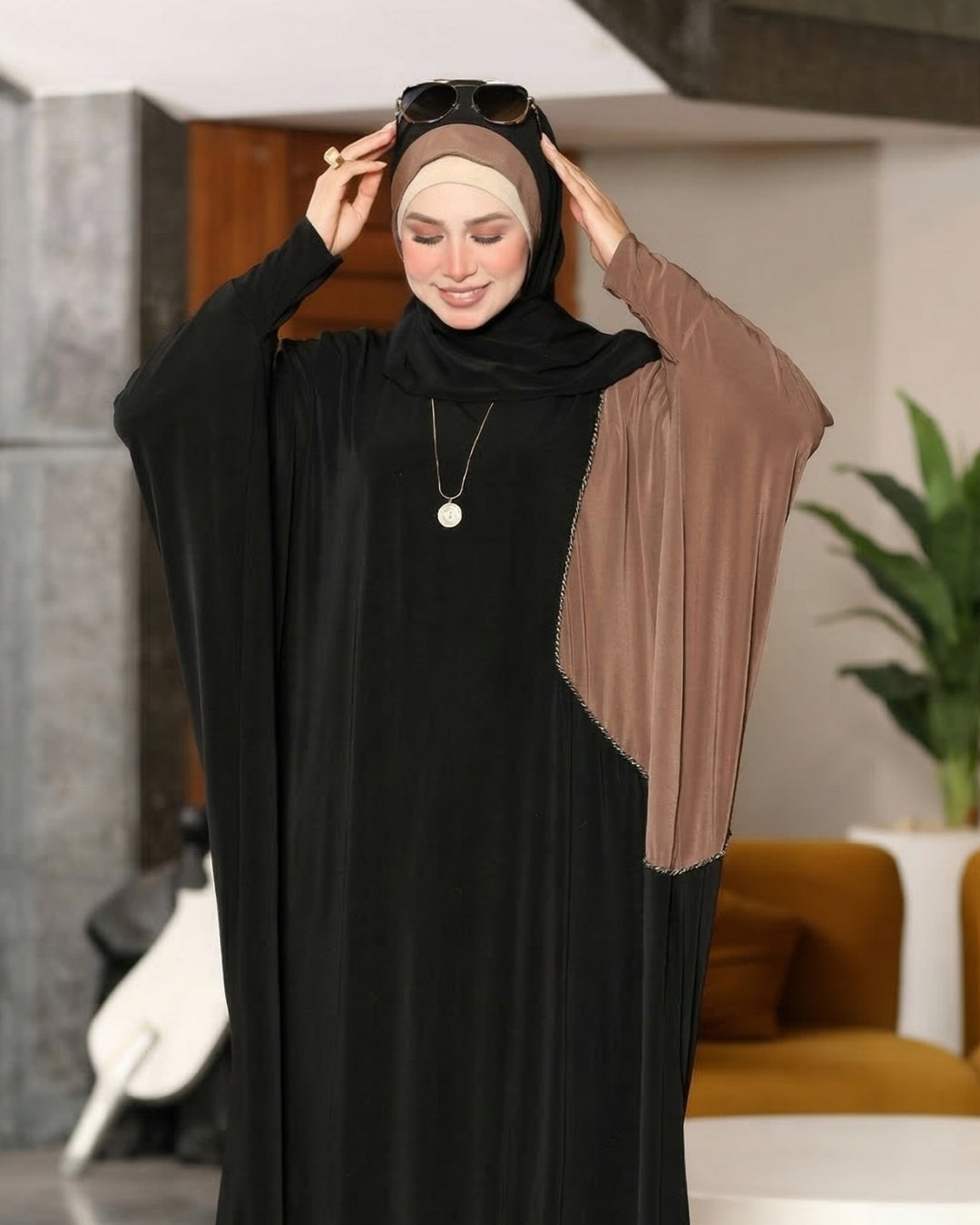 إسدال اي تي واي مطعم بصرما أسود جولد – 073