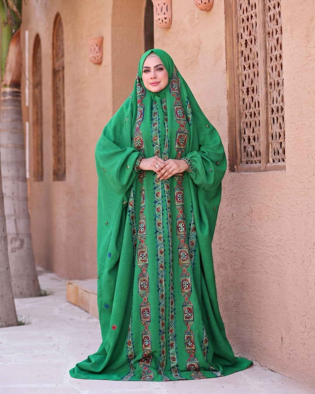 ملحفة كتان مطرّز بالكامل – B019