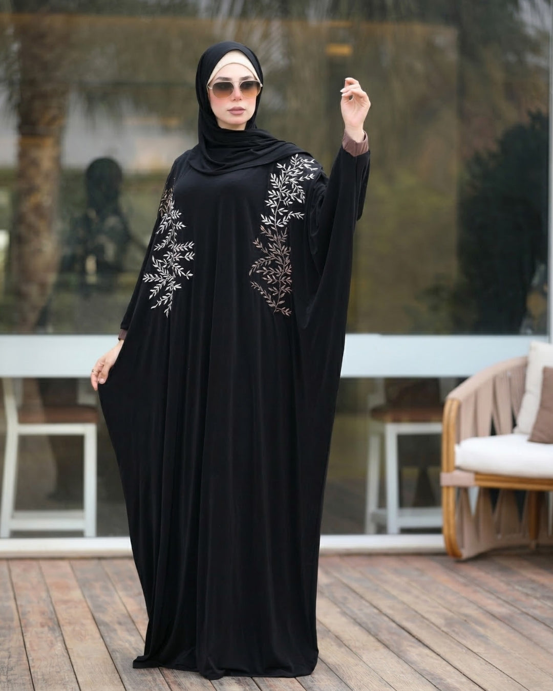 إسدال اي تي واي بتطريز يدوي – 070