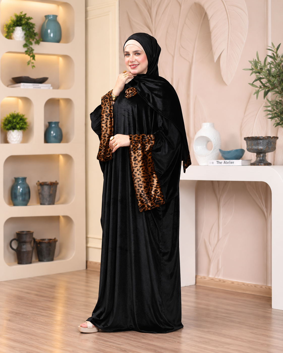 إسدال آصال قطيفة مطعّم بتايجر – 4006